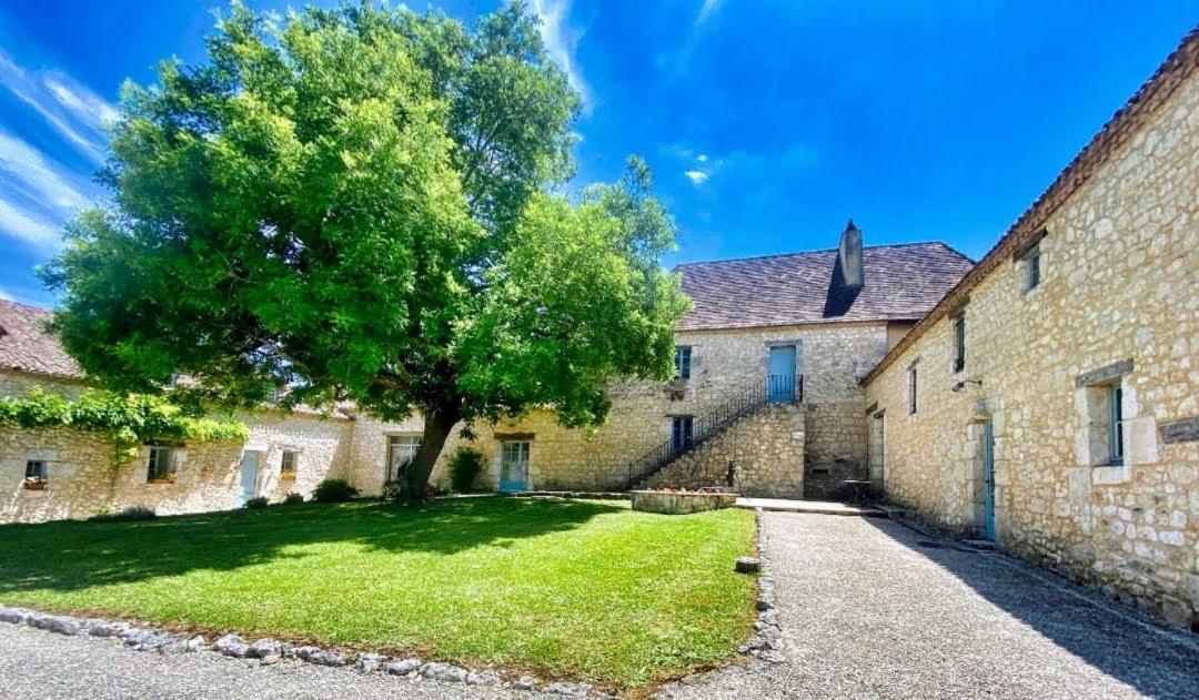 Hotel Chambre D'Hote "La Pierre" Domaine De Fonpeyroune Conne-de-Labarde Zewnętrze zdjęcie